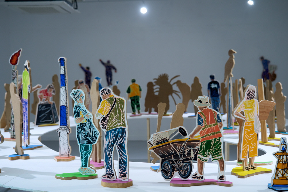 2025 레지던시 결과보고전 <STEAL CUT_타인의 시선>